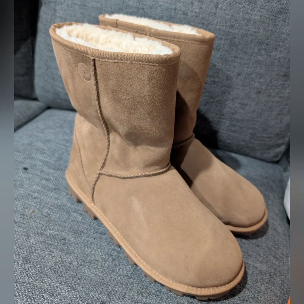 UGG Essential Bootie
